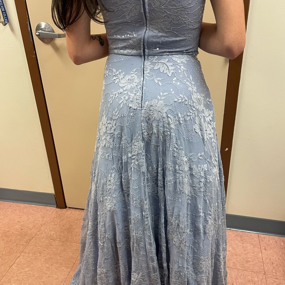 Blue Lacey ball gown, never worn, - Picture 4 of 5